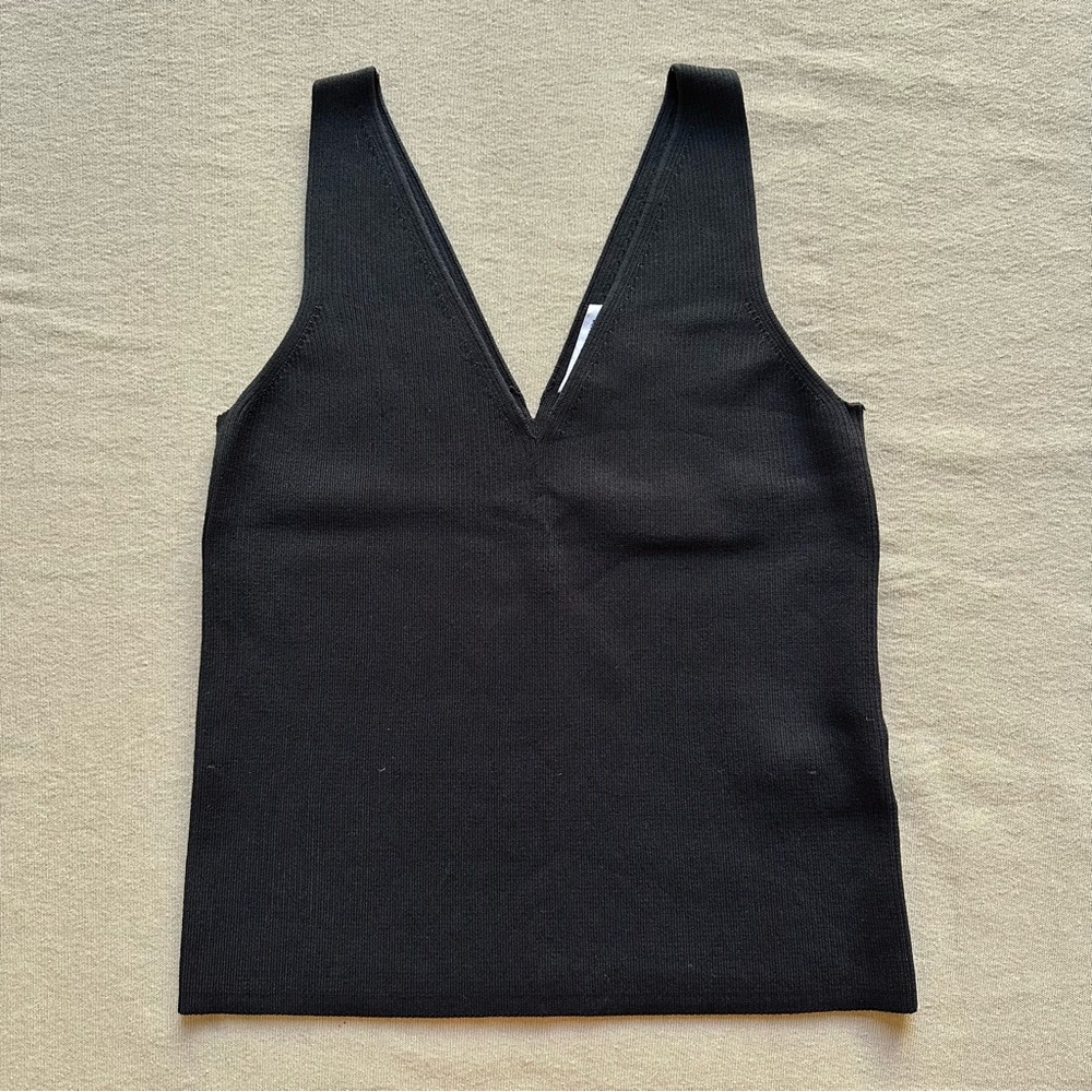 & Other Stories La Renta V-Neck Black Tank Top